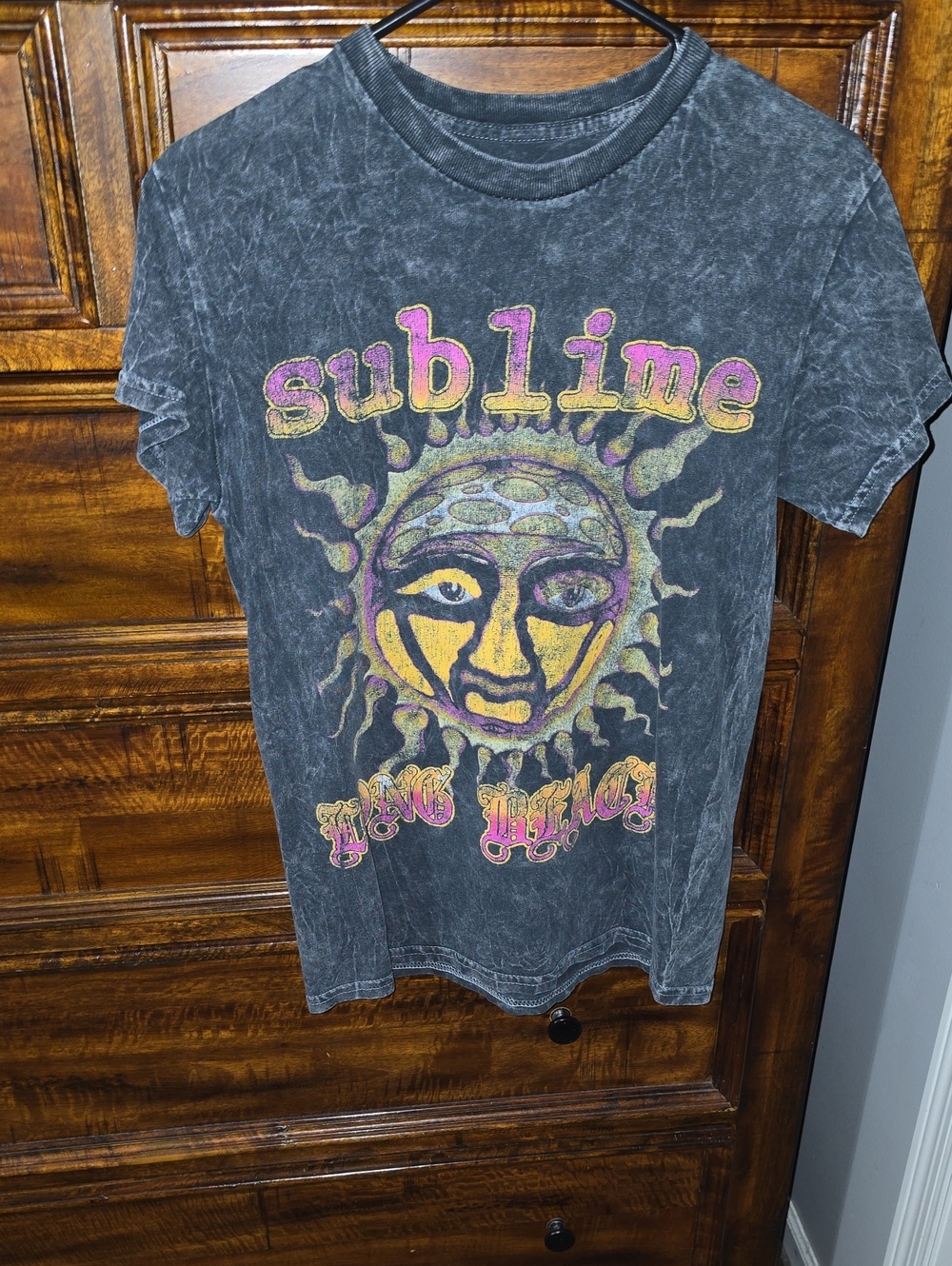 SUBLIME Womens Sz Small Graphic Tshirt!! Veru Pretty!!